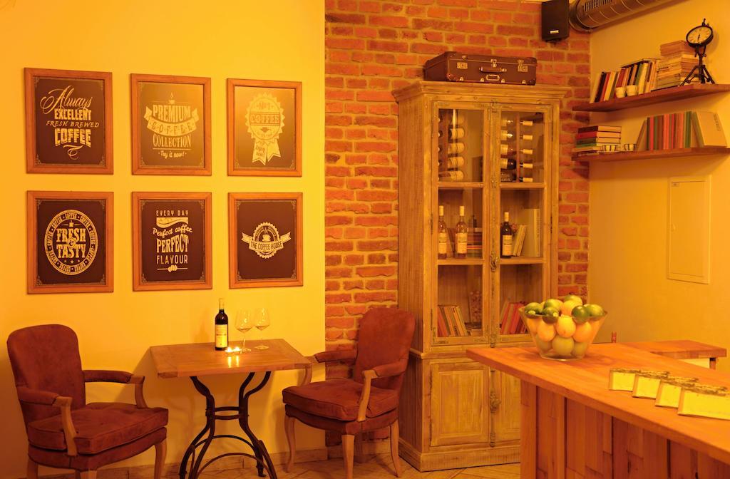 Time Cafe & Penzion Pribram Ngoại thất bức ảnh