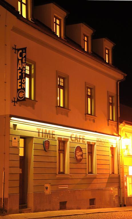 Time Cafe & Penzion Pribram Ngoại thất bức ảnh